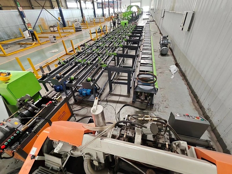 數控鋼筋鋸切套絲打磨生產線